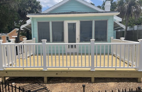 Englewood Cottage | Beachy Cottage Minutes from Manasota Key – Relax & Unwind