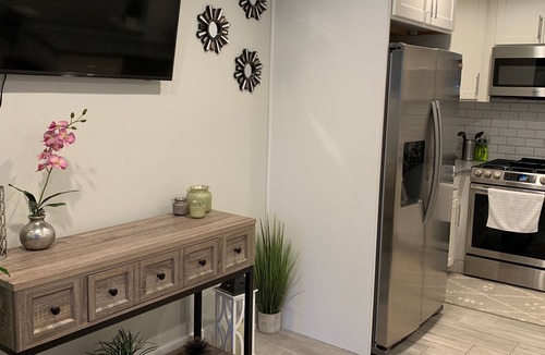 North Capitol Street Apartment | Beautiful 1BD/1BA - Downtown DC - Near Metro