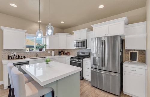 Vineyard House | Beautiful 4bed, 3 bath-Vineyard home by UVU, BYU and Provo Canyon