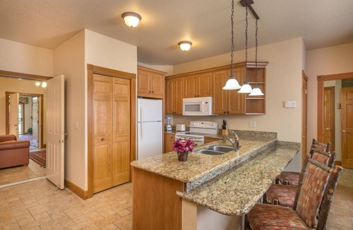 Branson Villa | Beautiful Branson Woods Two Bedroom/Two Bath Villa! Near Entertainment Venues.