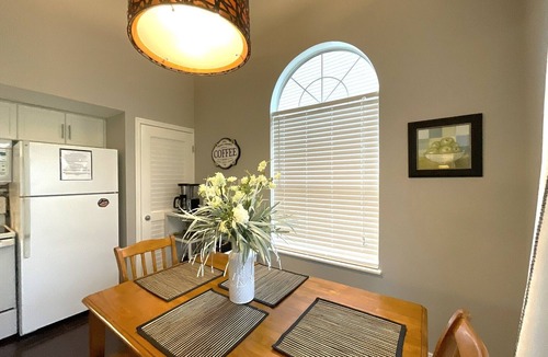 Table Rock Condo | Beautiful Family Friendly Private Condo with Indoor & Outdoor pools. Marina.