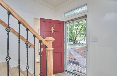 North Raleigh House | Beautiful house in perfect Raleigh neighborhood