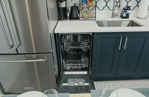 Washington Apartment | Beautiful Modern 2BR Oasis Suite in DC- Cozy, Private & Central - Lower Level
