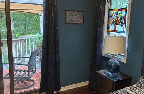 Locust Grove House | Beautiful, quiet lakefront property at Lake of the Woods, Virginia