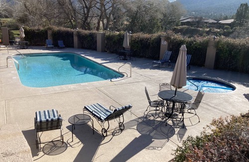 Oak Creek House | Beautiful Red Rock views in quiet, gated, Canyon Mesa Golf and Country Club.
