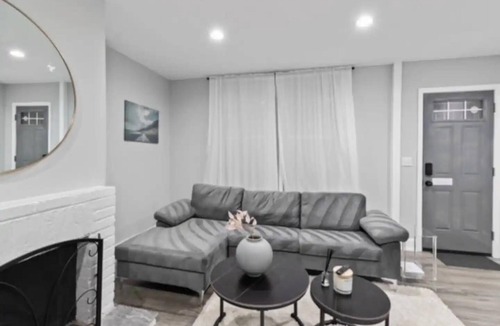 Kingman Park House | Beautiful Townhome on Gales St