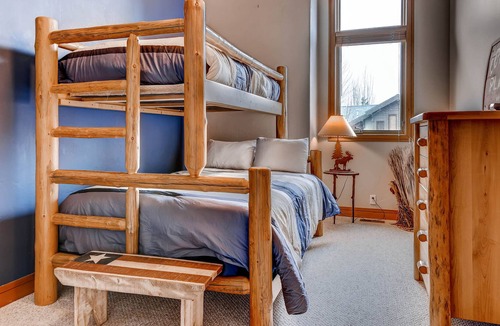 Park Meadows House | Beautiful townhome w/ private hot tub, shared pool & mountain views!