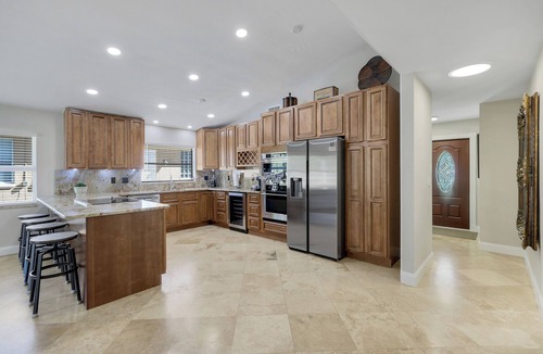 Naples Park House | Beautiful Updated Home w/heated pool/spa - 5 min from the beach