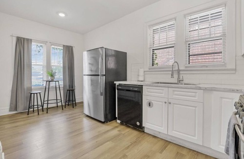 Merion Village House | Beautifully renovated brick home one block from German Village