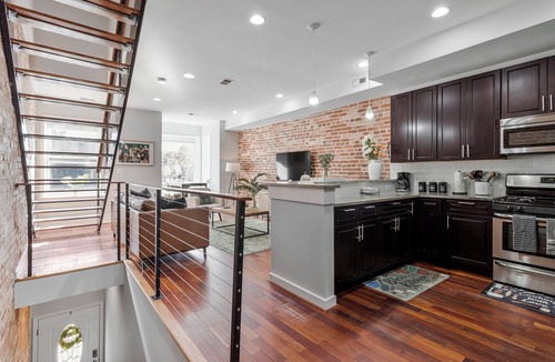 Bloomingdale Condo | "Bella Vista" Home for 12 Guests with Rooftop View over the Capitol