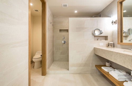 West Bellevue Hotel | Bellevue Club Hotel