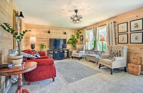 Berkeley Springs House | Berkeley Springs Vacation Home w/Fire Pit!
