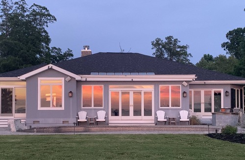 Stevensville House | BEST Exposure on the Bay for SUNSETS with Pool, Dock & Spa