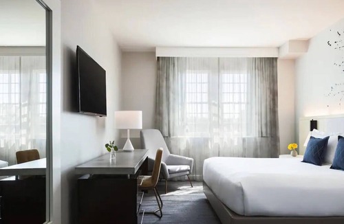 Old Town Alexandria House | Better Choice For Your Vacation! Near Ronald Reagan Washington National Airport
