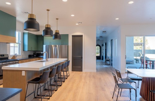 Hurricane Villa | Big Fun Retreat: Private Pool+Spa: Game Rooms + Golf : Near Sand Hollow