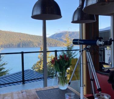 Port Renfrew House | Bjørn Holm