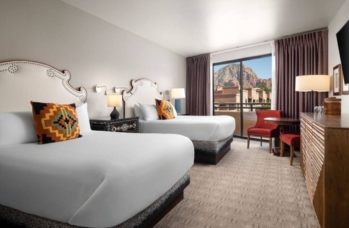 West Sedona Hotel | Blissful Room Perfect for Adventure Seekers Near Sedona