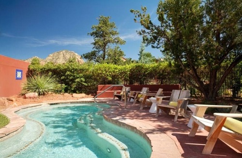 West Sedona Hotel | Blissful Room Perfect for Adventure Seekers Near Sedona