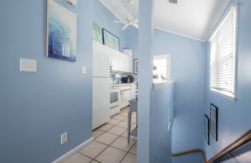 Truman Annex Condo | Blue Heaven at The Truman Annex in Key West