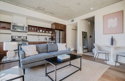 Northwest Bellevue Apartment | Blueground | Bellevue, w/d, nr Downtown Park
