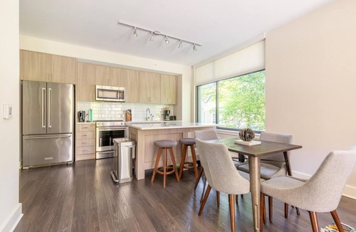 Bethesda Apartment | Blueground | Bethesda, rooftop, nr Bethesda Park
