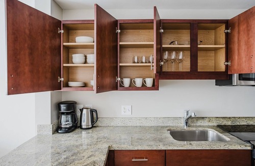 George Washington University Apartment | Blueground | Foggy Bottom, pool & gym, nr metro