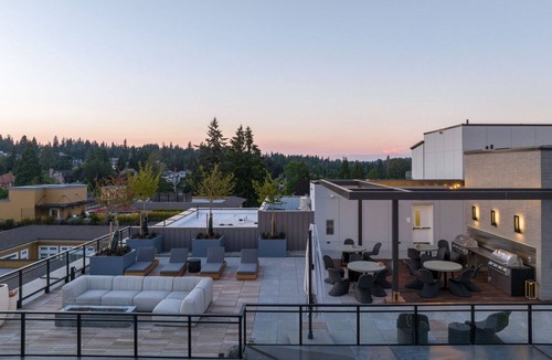 Northwest Bellevue Apartment | Blueground | Northwest Bellevue, view, nr Bellevue Park