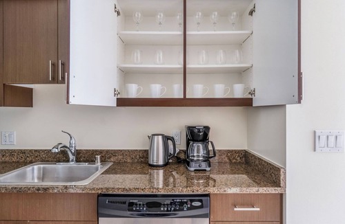 Northwest Bellevue Apartment | Blueground | Northwest Bellevue, rooftop, nr Lake Washington
