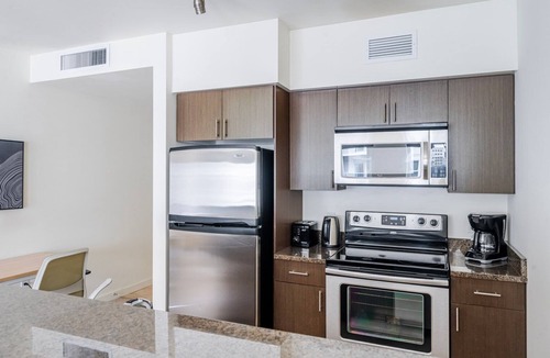 Northwest Bellevue Apartment | Blueground | Northwest Bellevue, rooftop, nr Lake Washington