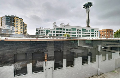 South Lake Union Apartment | Blueground | South Lake Union, rooftop, nr Lake Union Park