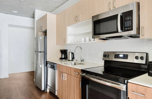Cascade Apartment | Blueground | South Lake Union, fitness center, nr Lake Union