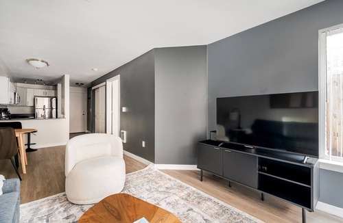 Cascade Apartment | Blueground | South Lake Union, rooftop, nr Lake Union