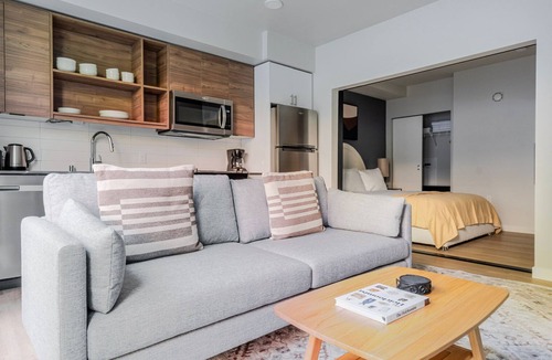 West Queen Anne Apartment | Blueground | West Queen Anne, view, nr Kerry Park