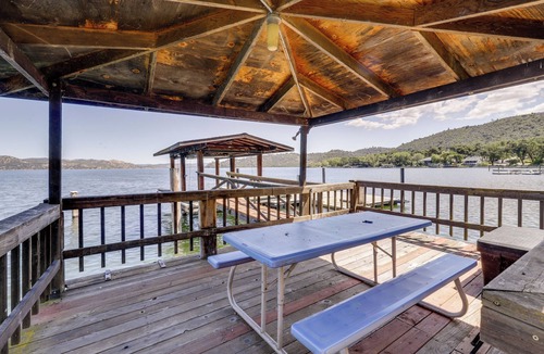 Kelseyville House | Boat Ramp + Dock: Waterfront Home on Clear Lake