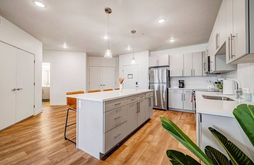 Draper Apartment | Bold Boho Themed 2bd 2ba