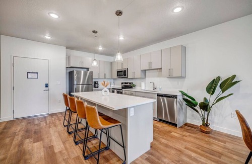 Draper Apartment | Bold Boho Themed 2bd 2ba