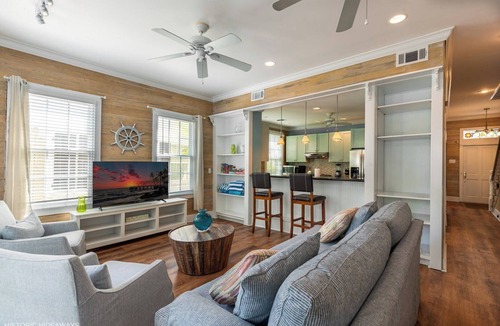 Meadows House | Boomerang Boathouse