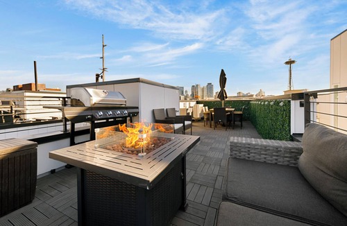 Lower Queen Anne House | Brand New Luxe Home with Rooftop and Space Needle Views