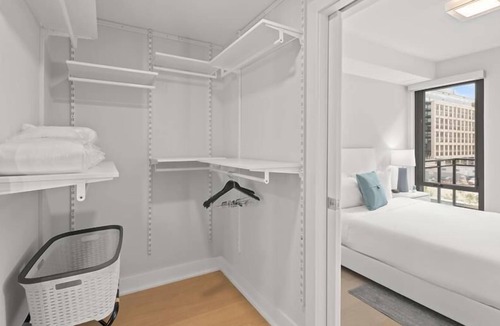 NoMa House | Brand New NoMa 2BR | Gym & Rooftop | 1 block from Metro