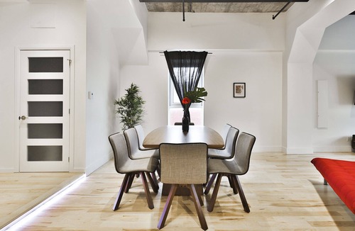 Plateau Mont Royal Apartment | Breathtaking 2000sqft 3beds/3bath Heart of Plateau