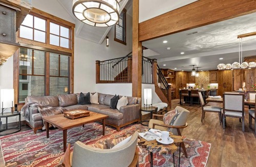 North Park City House | Breathtaking Cottage with Barbecue and Fireplace in Park City, Utah