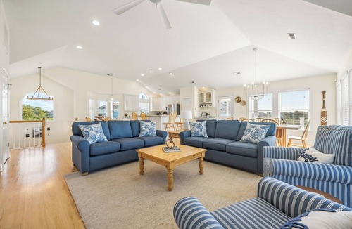Tuckahoe House | Breezy Banks: Private Pool, Hot Tub, Community Amenities (Pickleball)