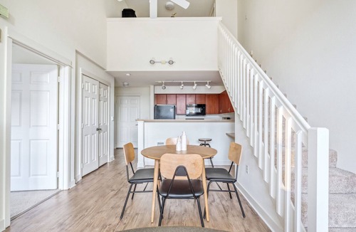 Northwest Bellevue House | Bright Bellevue 1BR w/Courtyard & W/D, close to shopping, by Blueground