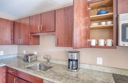 Foggy Bottom Apartment | Bright Foggy Bottom 1BR w/Gym, Pool, nr. World Bank, by Blueground