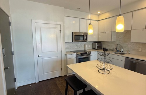 Pleasant Plains Apartment | Bright, Modern Apartment in Heart of Columbia Heights