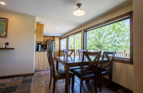 Lampe House | Bring Your Boat! Lakefront Dock & Slips Mini Golf & Pickleball Pools
