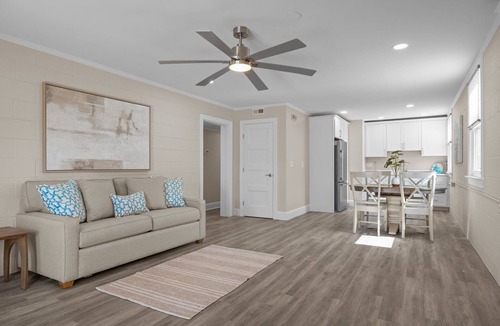 Atlantic Beach Cottage | Buddy's Sandcastle: room for family, friends, and pets. Fenced yard.