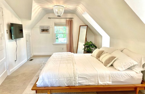 Cape May Hotel | Buttonwood Boutique Hotel Cottage B, Beach & Town