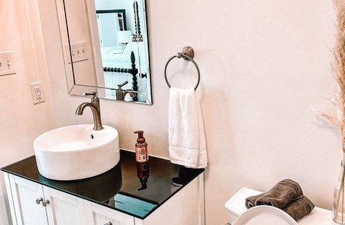 Cape May Hotel | Buttonwood Boutique Hotel Suite #3, Beach & Town