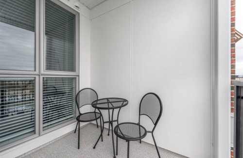Downtown Victoria Condo | Modern Old Town Suite with Private Balcony